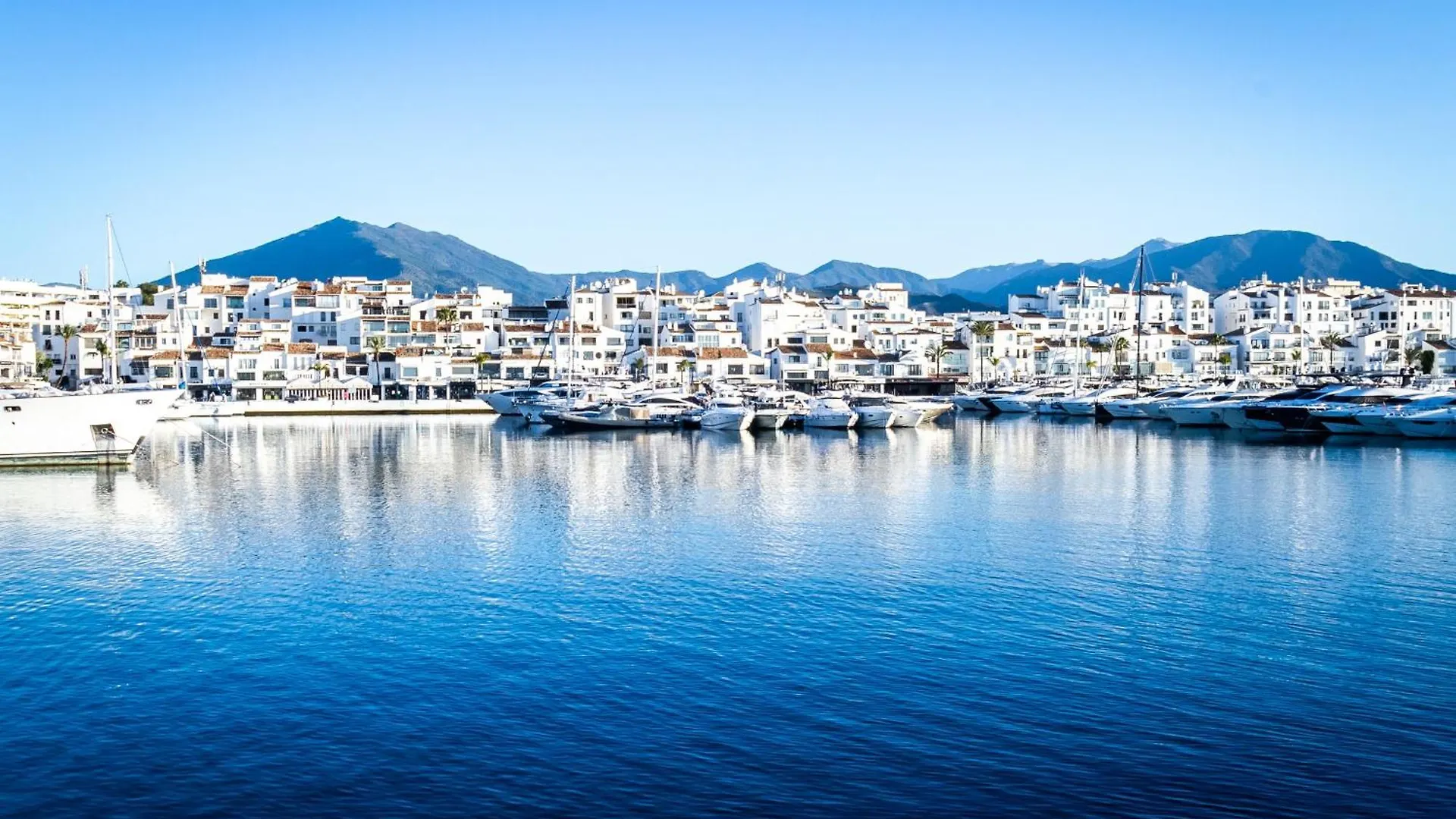 Marbella Banus Suites - Beautiful Modern Flat Sea Views Apartment
